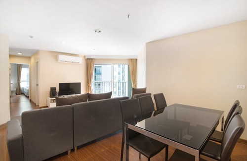 Rama 9 Apartment | 2 Bed/2 Bath Apartment/Biggest Pool/WiFi