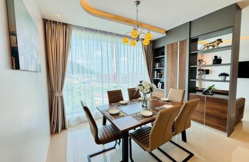 Phuket Apartment | 2BR 4Beds Luxury Condo Pool & Fitness