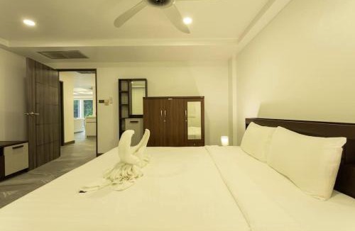 Nai Harn Apartment | 2BR Sandside Nai Harn Condo C133