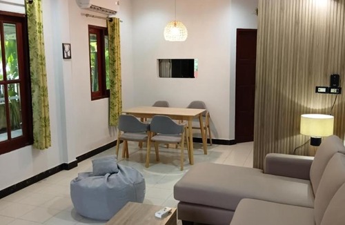 Cherngtalay House | 2BR Villa near Bangtao beach , Tesco & MMA
