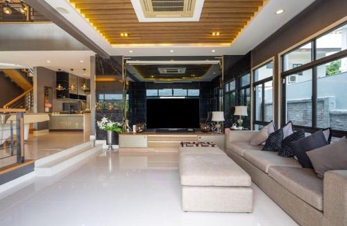 Kathu Villa | 3,5BR Luxury Villa Kathu 10min til Patong Beach
