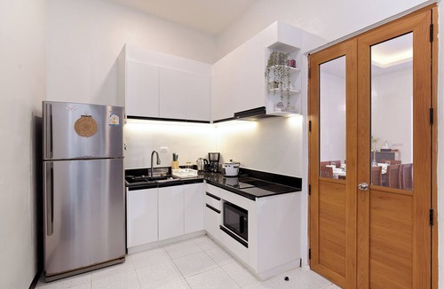 Bang Rak House | 3-Bedroom Heritage Family Home Spacious & Central Location