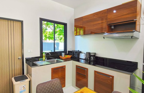 Na Thon House | 3-bedroom house Kokini with pool 3 min to the beach
