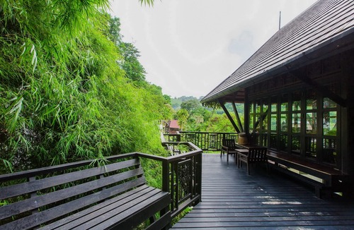 Patong Villa | 3 bedroom villa for 8 guests