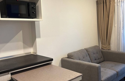 Suan Luang Condo | #3 Warm and peaceful 29sqm 1-bedroom in Bangkok with AC, fitness, pool, WiFi