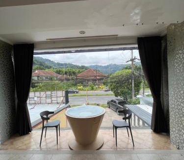 Kathu Bed & Breakfast | 30 m² Bed and breakfast ∙ 2 guests