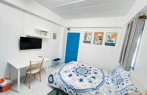 Chan Kasem House | 307 Budget Room, wifiutilities Bangkoks center