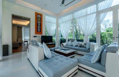 Mai Khao Villa | 390 m² Villa ∙ 2 bedrooms ∙ 4 guests