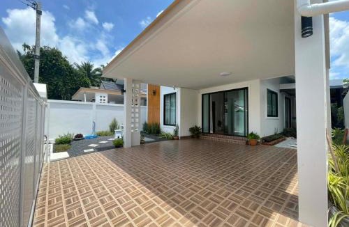 Krabi Villa | 3BR Private Villa in Krabi Near Aonang & Railay