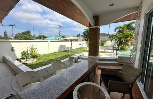 Choeng Thale Villa | 3BR Villa near Laguna beach