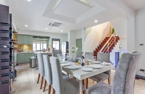 Pratumnak Hill Villa | 4-Bed Luxury Villa - Pattaya - sleeps 8