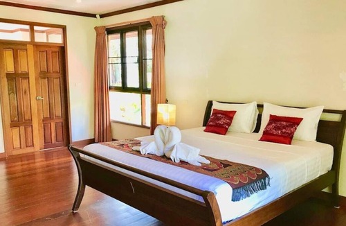 Moo 5 Villa | 4 Bedroom Villa on beachfront resort (TG39)