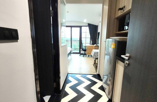 Na Chom Thian Apartment | 421C - Luxurious Studio Condo in Na Jomtien with Pool Access