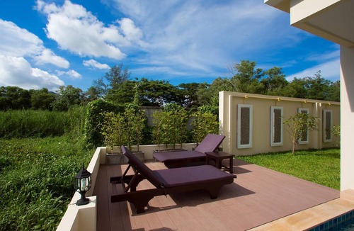 Nai Harn Apartment | 58 m² Apartment ∙ 2 bedrooms ∙ 127 guests