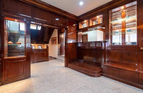 Ratsada Villa | 583 m² Villa ∙ 3 bedrooms ∙ 12 guests