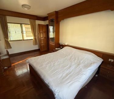 Na Kluea Villa | 5BR Private Pool