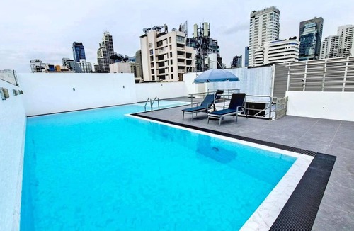 Khlong Toei Nuea Condo | 5C - Short-Term Rental Allowed - Downtown Bkk Serviced Apartment