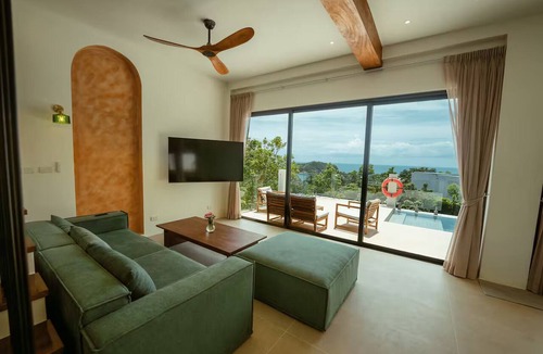 Ko Pha-ngan House | A stunning new villa with gorgeous ocean views over Koh Ma Bay.