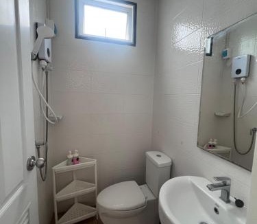 Din Daeng Apartment | Above Heaven - 4BR for 12 Pax near MRT Ratchadapisek