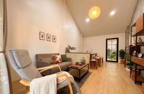 Racha Thewa Villa | Airport Cozy House - Suvarnabhumi