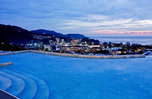 Kata Condo | Amazing Entire Apartment with Breathtaking Seaview