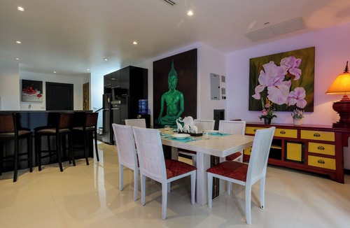 Nai Harn Villa | Amazing villa in Nai Harn with jacuzzi and pool. 10 minutes to the beach