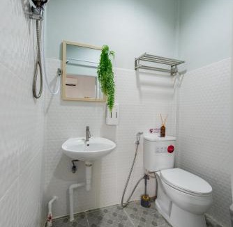 Bangkok Yai House | An Ant House