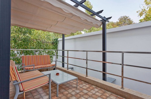 Pratumnak Hill House | Angels - Luxurious 4-bedroom villa Pattaya sleeps 8 people