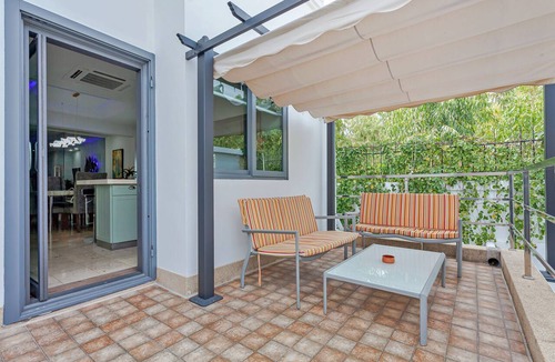 Pratumnak Hill House | Angels - Luxurious 4-bedroom villa Pattaya sleeps 8 people
