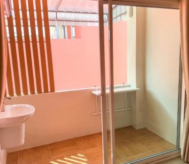Wat Tha Phra Apartment | Apartment Near Big Buddha