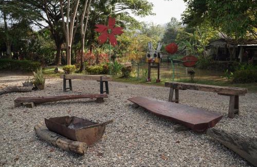 Chiang Dao House | Art House at Chiangdao - StarHouse
