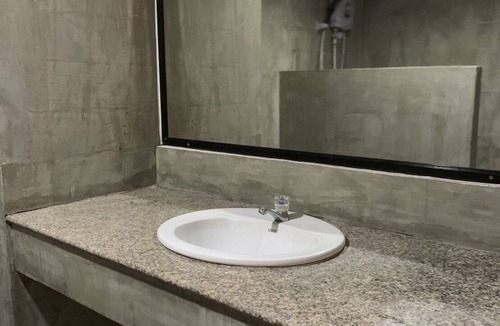 Wat Ket Apartment | Asny Home 5 minutes walk from the Train Station! 10 minutes from Bus Terminal
