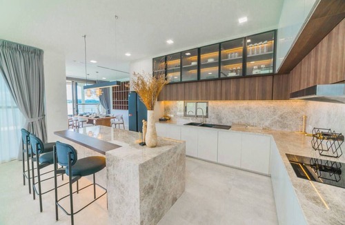 Pa Klok Villa | Azure Beachfront Villa