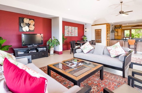 Bophut Villa | ❤️ Baan Arun ✅ 4 BR Villa ✅ 5 Mins To Beach & Shops ⭐ FREE Airport Transfers