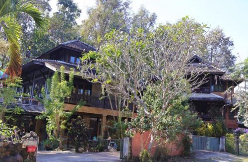 Mae On House | Baan Hugnam Homestay - แม่ออน