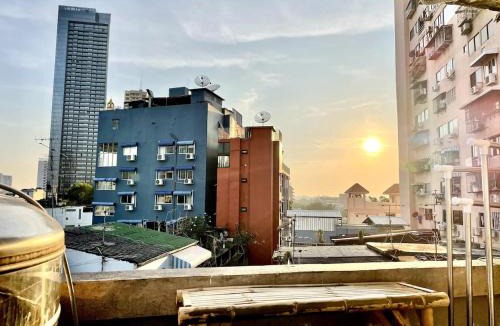 Talat Noi Apartment | Baan KhaoSoi - Rooftop House in Talad Noi