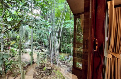 Chiang Dao District Cottage | Baan Laan – Cozy House with Mezzanine, Garden & River