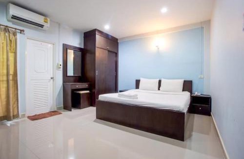 Sisaket Hotel | Baan Mak Mai Hotel