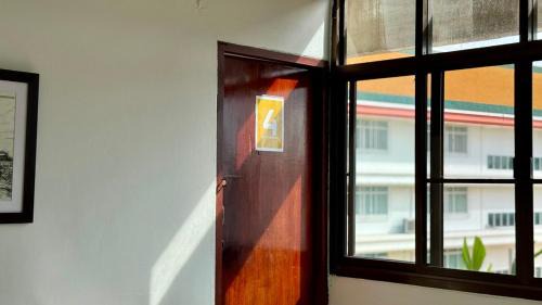 Wat Kanlaya Apartment | Baan PadSeeEw - Rooftop Riverview 4th floor