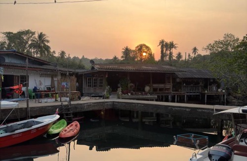 Ko Kood House | Baan Rabieng Talay Homestayบ้านระเบียงทะเล โฮมสเตย์เกาะกูด