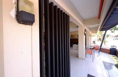 Nakhon Phanom Hotel | Baan Rim Khong Hotel