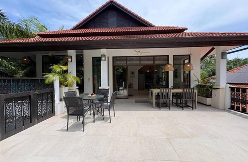 Mae Nam House | Baan Santilay Tropical 3BR Villa & Private Pool