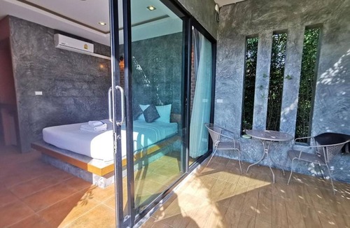 Chalong Hotel | Baanmee Phuket Sha Plus