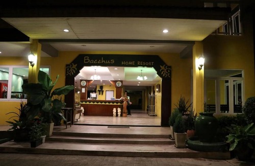 Pak Nam Pran Hotel | Bacchus Home Resort Pranburi