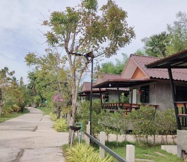 Khlong Wan House | Ban Rim Nam Klongwan