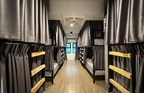 Suan Luang Hostel | Bangkok Sleep Nest