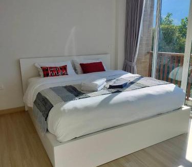 Mu Si Apartment | Bann Khao Yai Corner 50sqm - King Bed - Fiber Optic Internet