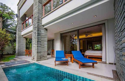 Sa Khu Apartment | Beachfront 3br Luxe, Jacuzzi Pool On Naithon Beach
