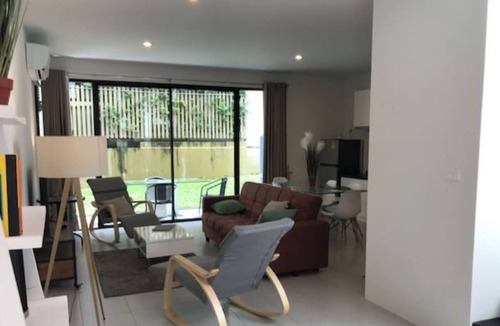 Bophut Hills Apartment | Beautiful modern house across the road from beach