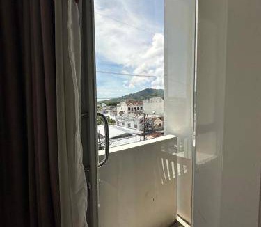 Chalong Bed & Breakfast | Bed and breakfast ∙ 2 guests